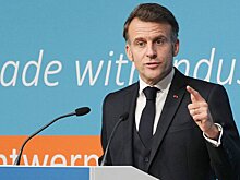 Макрон признался в излишней самоуверенности и своих ошибках