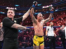 Алекс Перейра нокаутировал Иржи Прохазку и защитил чемпионский пояс UFC