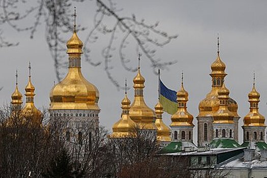 Украинские власти захотели полностью лишить УПЦ Киево-Печерской лавры