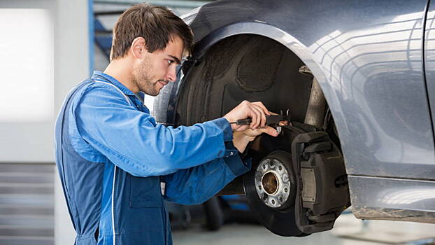 Как продлить ресурс тормозной системы