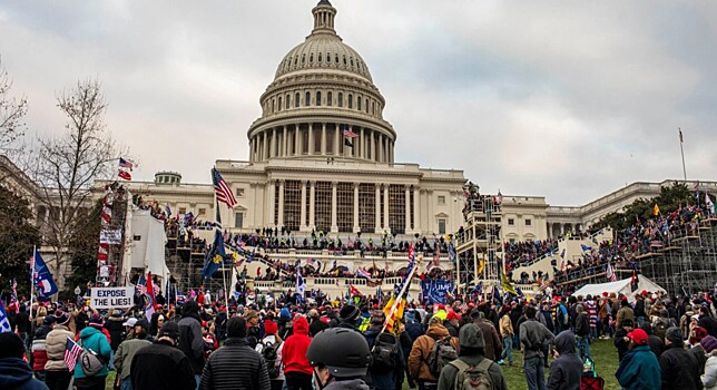 Происходящее в Вашингтоне напоминает Киев 2014 года