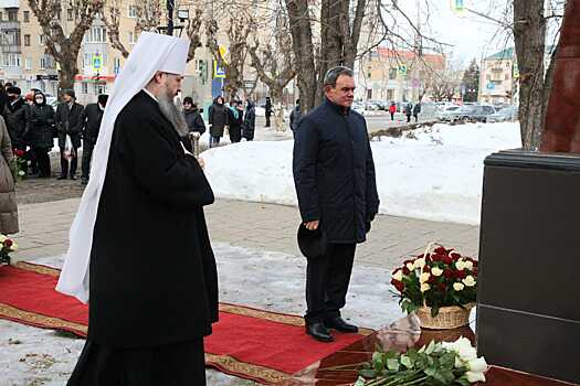 В Пензе прошел митинг к 180-летию со дня рождения Ключевского