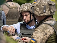 Стало известно о планах Зеленского возглавить наступление на Херсон