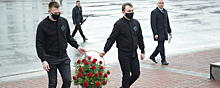 В честь 150-летия Ленина в Ульяновске возложили цветы к его памятнику