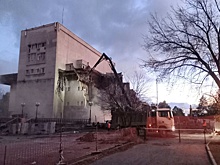 В Хабаровске начали сносить здание музыкального театра