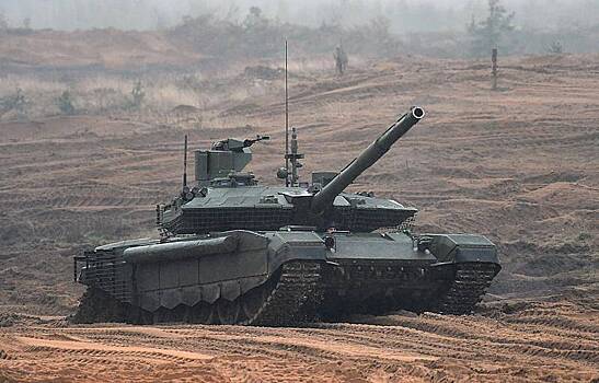 В России запатентовали новую бронированную машину на шасси Т-90М