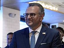 Назначенный Трампом советник оказался продавцом грузовиков