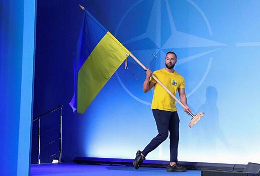 Премьер Словакии выступил против членства Украины в НАТО