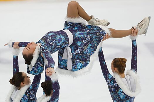 Гусев спасал «Динамо», чирлидерши танцевали с поддержкой на льду. Фото победы над СКА