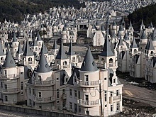 «Ctrl C - Ctrl V»: как сказочный город замков стал мистическим призраком