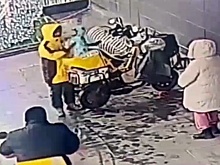 В Подмосковье полиция нашла курьеров, перевозивших детей в термосумках