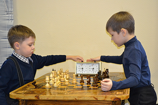 Четвёртое место в командном чемпионате Москвы по шахматам среди взрослых команда из школы имени Ботвинника