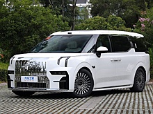 За новым Zeekr 009 выстроилась очередь, поставки минивэна стартовали