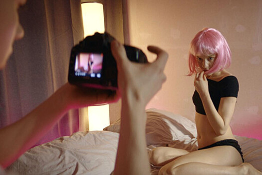 Рецензия на сериал "Happy End" ("Хэппи-энд") про вебкам-порно