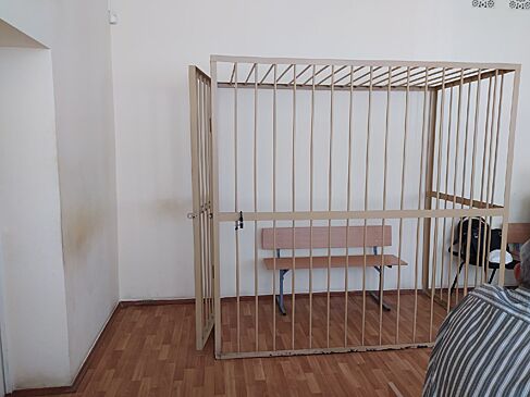 Сотрудник салона сотовой связи в Костроме получил срок за внеплановую распродажу