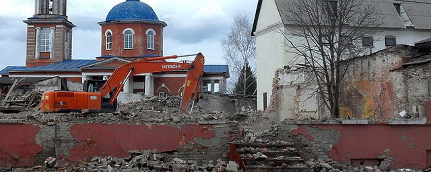 В Курске снесли винные погреба 19 века