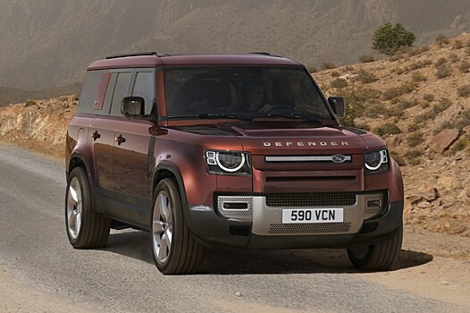 Дебютировал Land Rover Defender 130: колёсная база, как у 110, задний свес больше на 340 мм