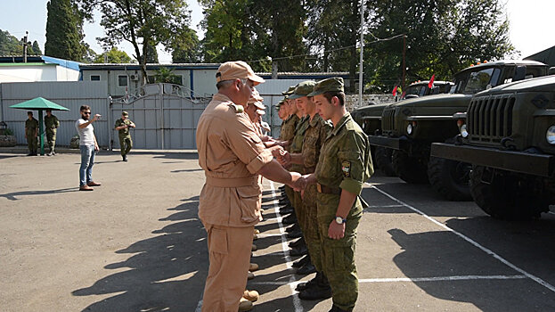 Абхазии передана первая партия военного имущества