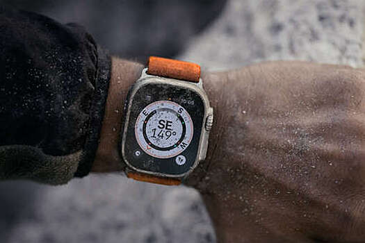 Техноблогер Абрамов показал поддельные умные часы Apple Watch Ultra за шесть тысяч рублей