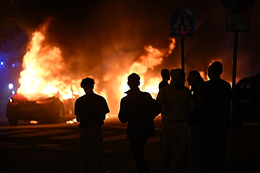 В шведском Мальме ночью после акции с сожжением Корана произошли беспорядки