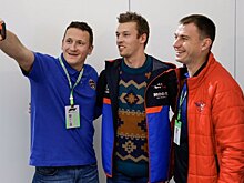 Российские космонавты поехали в Штаты за Квятом