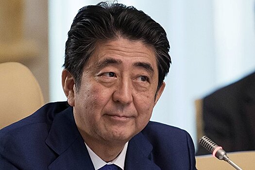 Экс-премьера Японии Абэ заподозрили в растрате