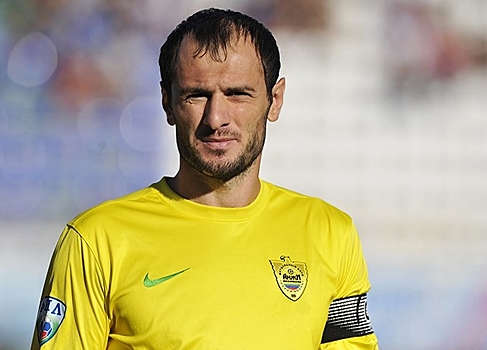 Асильдаров в третий раз стал игроком «Анжи»