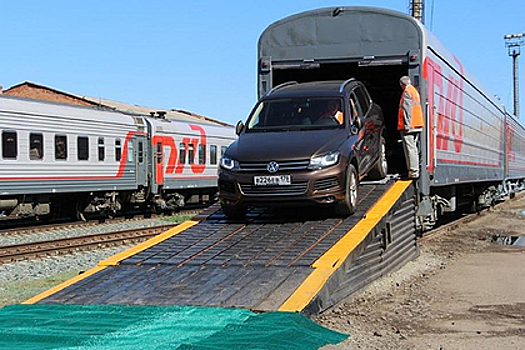 Россиянам предоставят возможность поехать на поезде в Крым со своей машиной