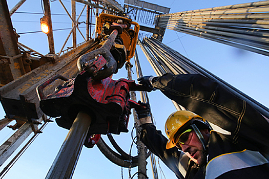 Миру предсказали уход от нефти и газа