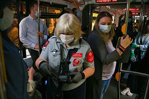 Из-за МАКС-2021 в транспорте усилили контроль над ношением масок и перчаток