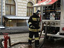 При пожаре в жилом доме в центре Москвы погиб один человек