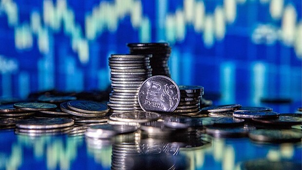 Максимальная ставка по вкладам топ-10 российских банков остается ниже 8% два месяца подряд