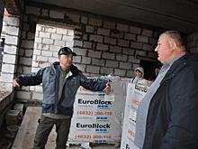 Замгубернатора Курской области проверил ход строительства детсада и других объектов в Железногороском районе