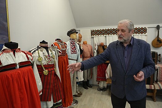 Кто и как зарабатывает деньги на тяге людей к славянским корням