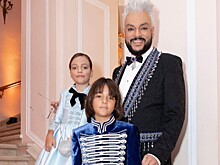 Сколько стоят серьги Louis Vuitton, которые Киркоров подарил дочери