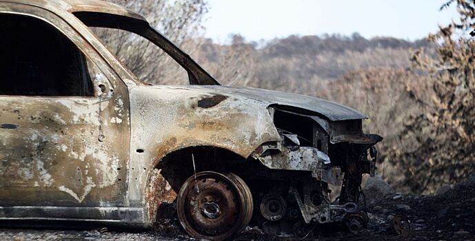 Человек сгорел в машине в Батайске