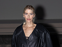 Елена Перминова снялась за поцелуем с предполагаемым бойфрендом