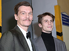 Актер Филипп Янковский показал редкое фото с женой Оксаной Фандерой из Турции