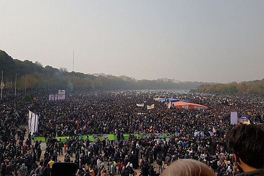 NYT: в Иране десятки жителей получили ранения при подавлении протестов из-за нехватки воды