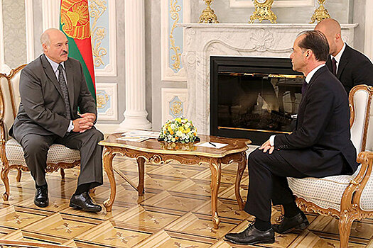 Лукашенко призвал улучшать отношения с Великобританией