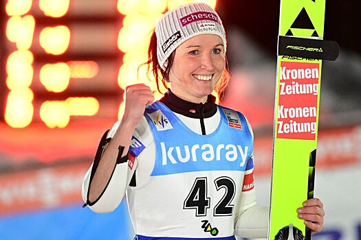 Прыгунья с трамплина Зайфридсбергер заявила о приостановке карьеры