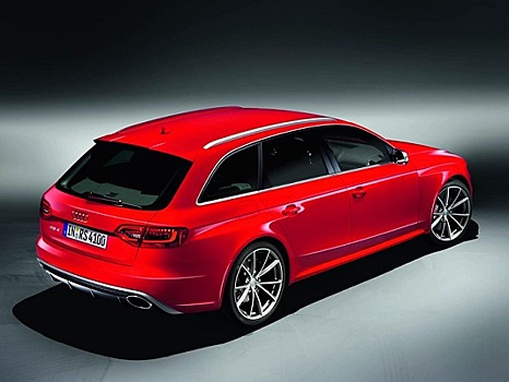 Audi остановила производство RS4 и RS5