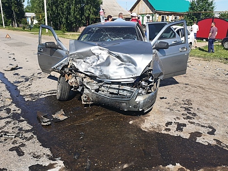 В Оренбуржье после ДТП госпитализировали 4-летнего ребенка