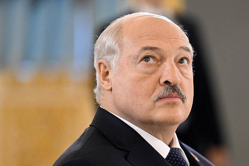 Лукашенко поручил создать «мощные кулаки» на белорусской границе