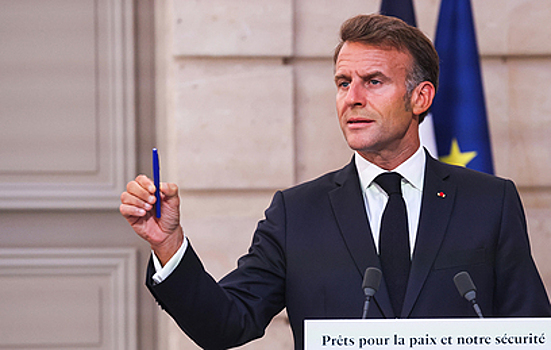 В ФРГ опровергли слова Макрона о готовности США ввести новые санкции против России