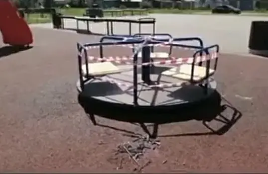 В Сызрани на детской площадке 4-летний мальчик лишился пальца
