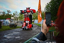 Каскадёр превратил тольяттинскую «десятку» в робота-трансформера