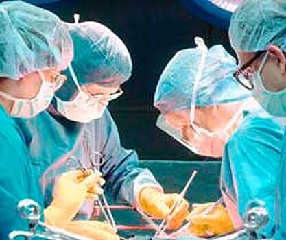 Челябинские хирурги прооперировали беременную женщину с разрывом аневризмы головного мозга