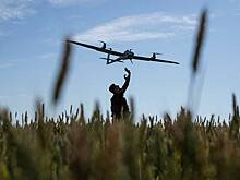 Беспилотник ВСУ ударил по машине с людьми на российской трассе