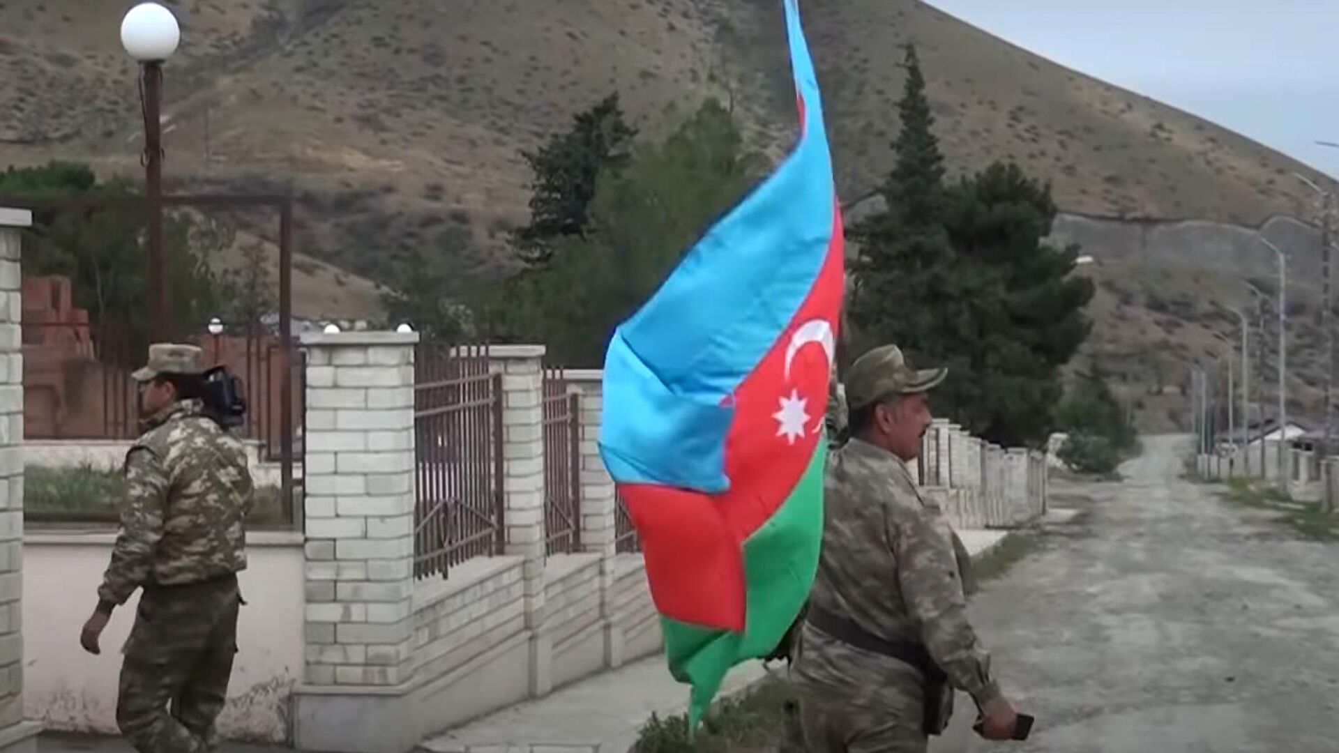 Азербайджанцы перекрыли коридор в Нагорный Карабах